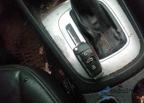 2018 Audi Q3 2.0T Premium/2.0T Sport Premium z USA, uszkodzony, nr VIN WA1BCCFS9JR028722